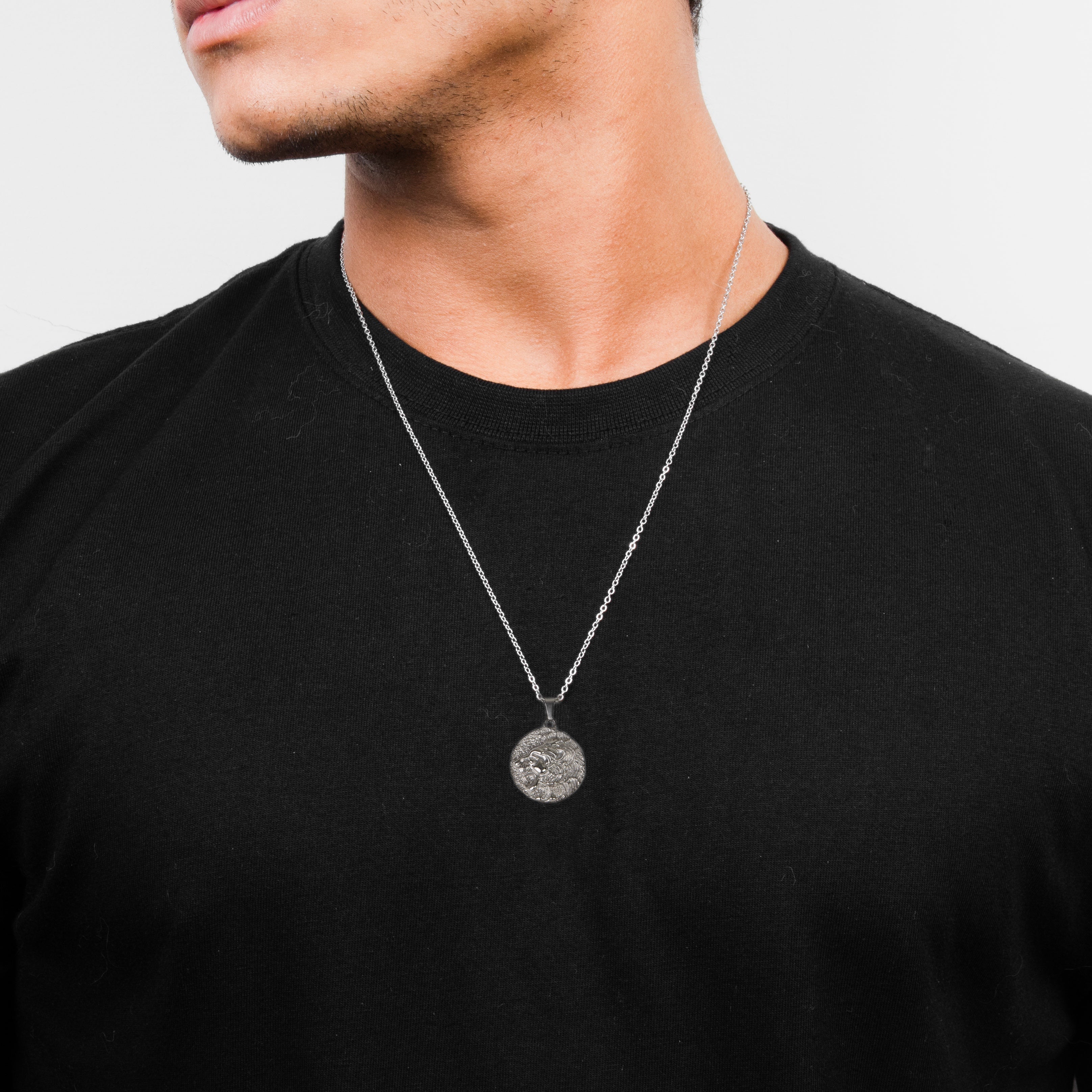 Lion Pendant (Silver)