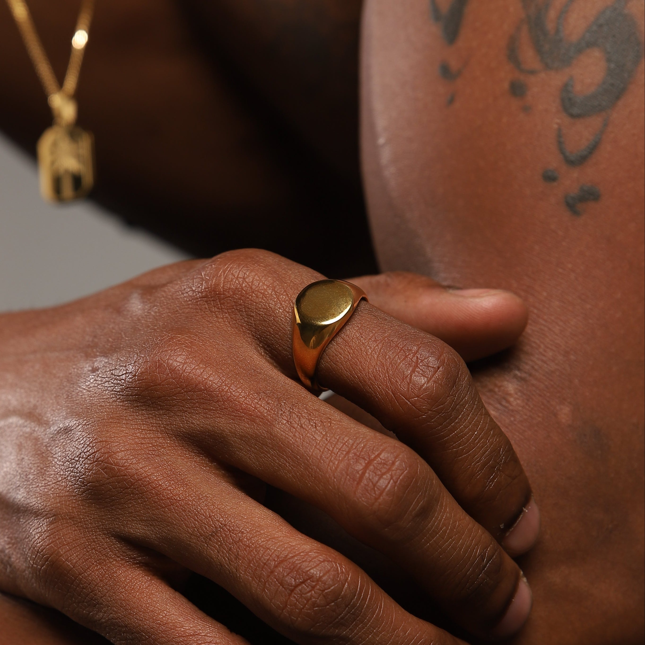 Core Signet Ring - Gold