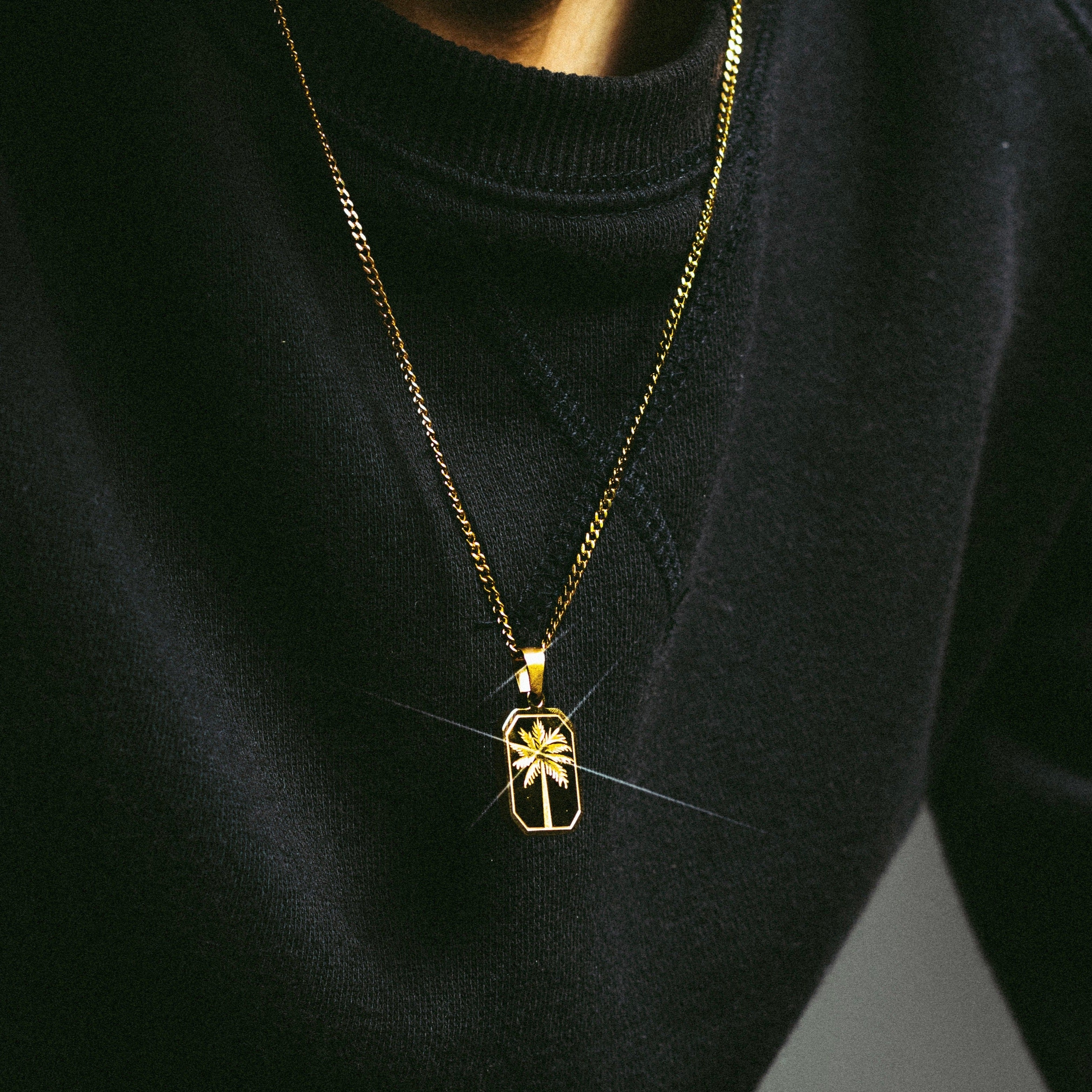 Palm Tree Pendant (Gold)